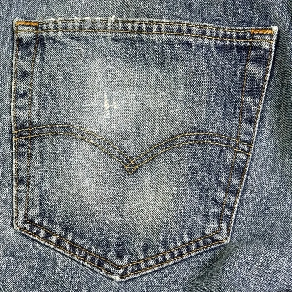 Levi's 501 Original Fit Men Jeans 44x32 Button Fly Straight Leg Light Wash Denim